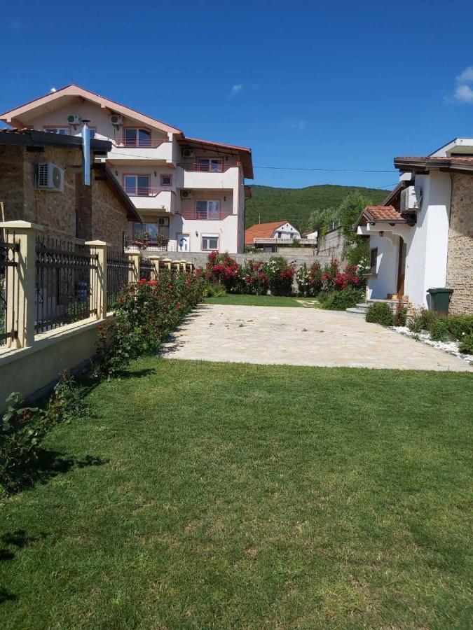 Apartments And Villas Janev Dojran Exteriér fotografie